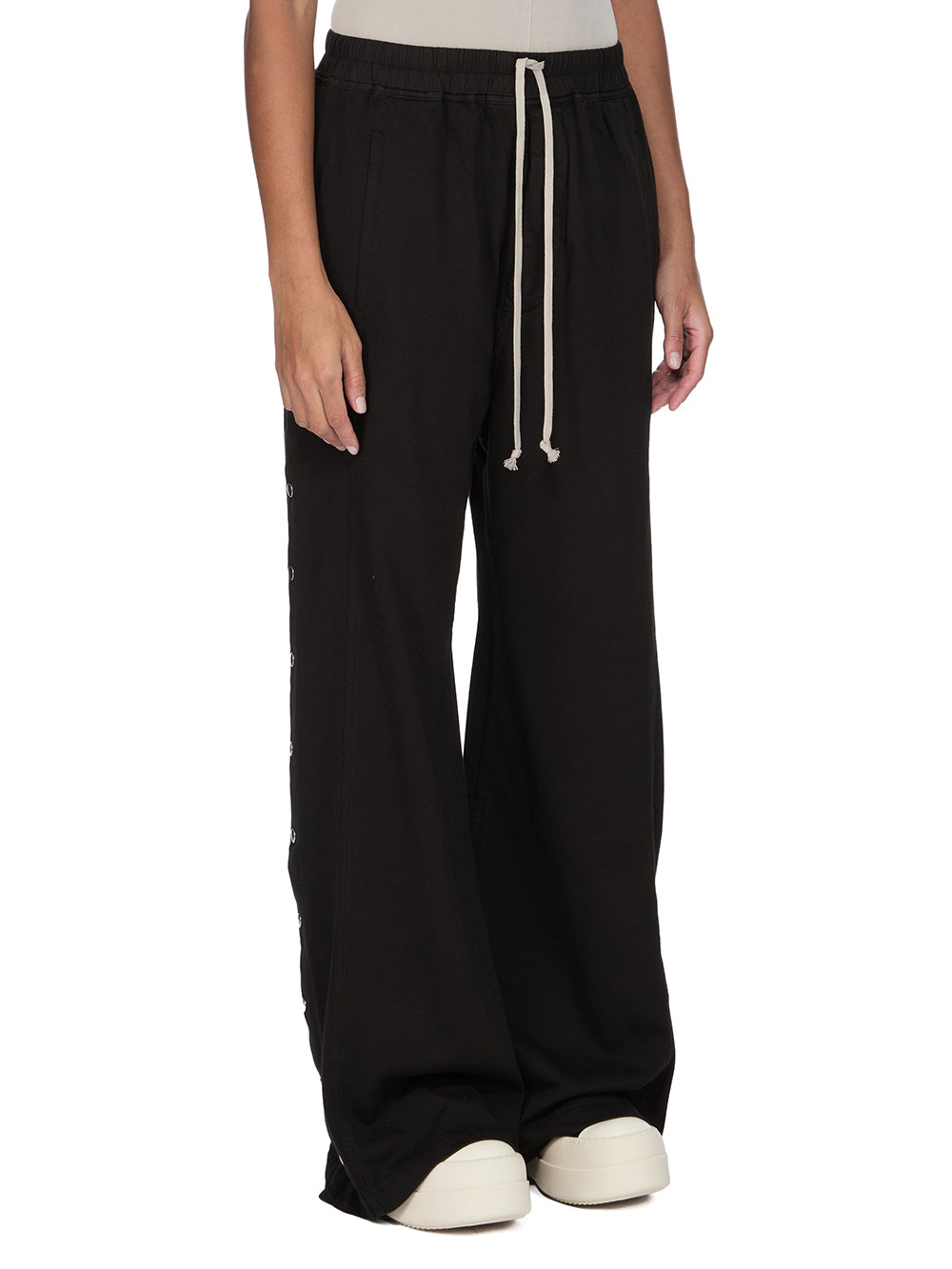 DS02F6336_RIG_09 | WIDE PUSHER PANTS