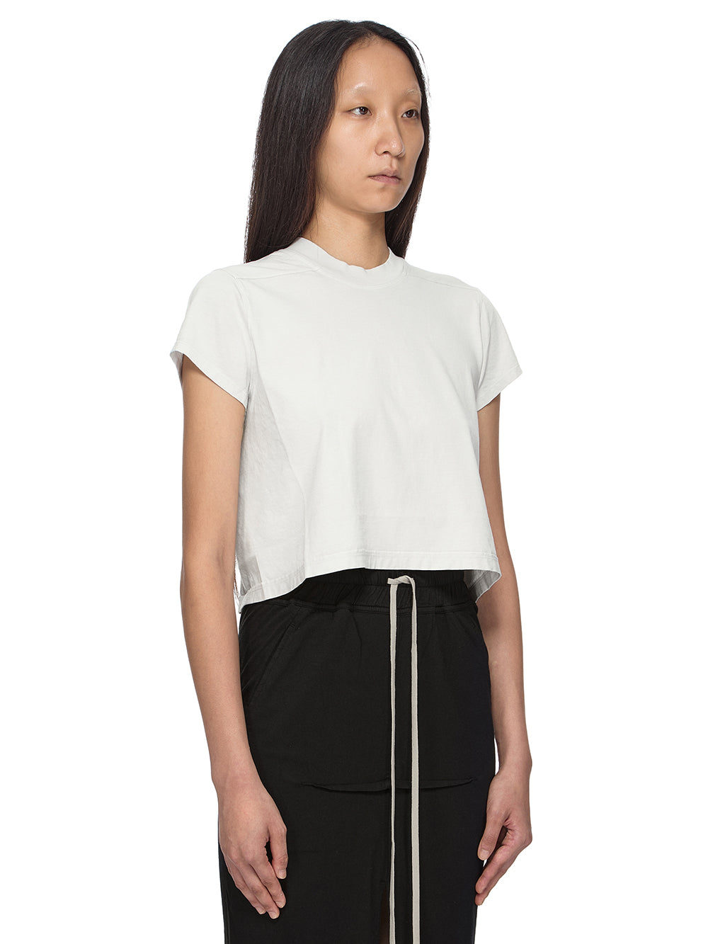 DS02F6207_RN_51 | CROPPED SMALL LEVEL T
