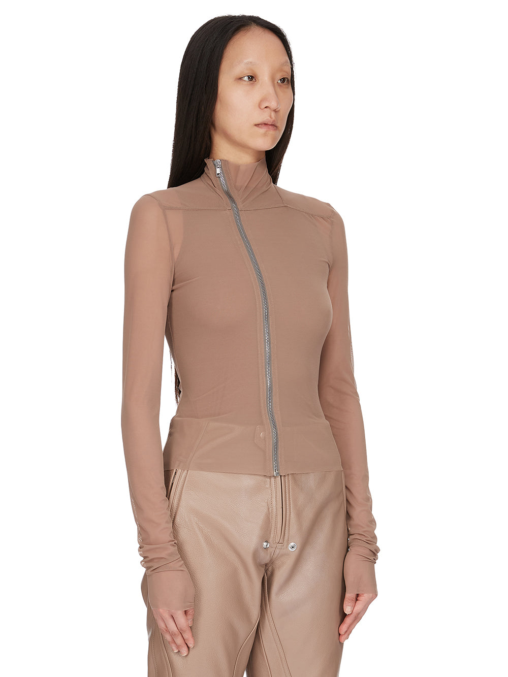 m_378656_RO01F6701_TUS_44_02