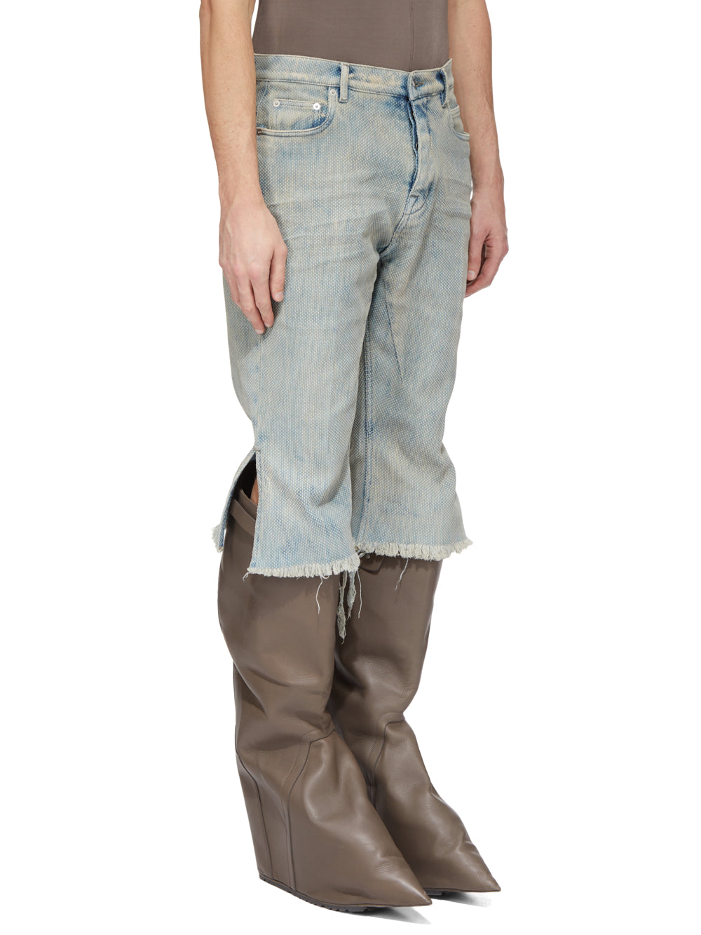 RR02F4303_DCVI_106 | BOLAN CUTOFFS