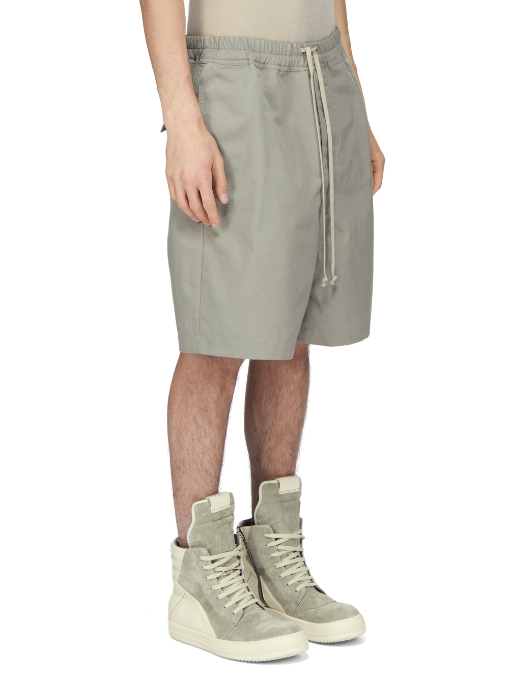 RU02F4374_MU_48 | FAUN SHORTS
