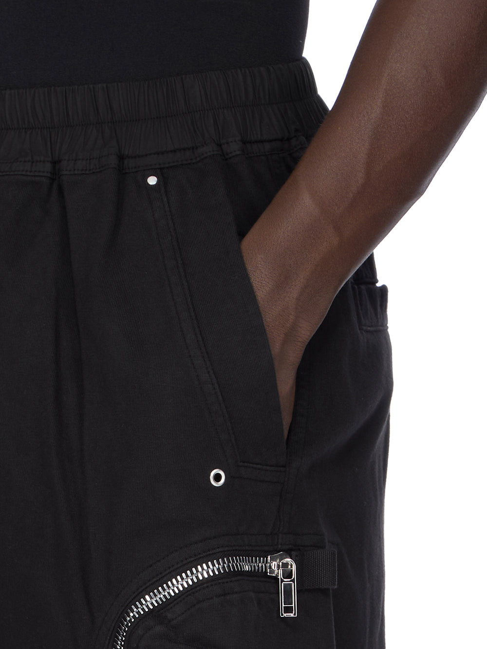 DU02F6389_RIG_09 | BAUHAUS SHORTS
