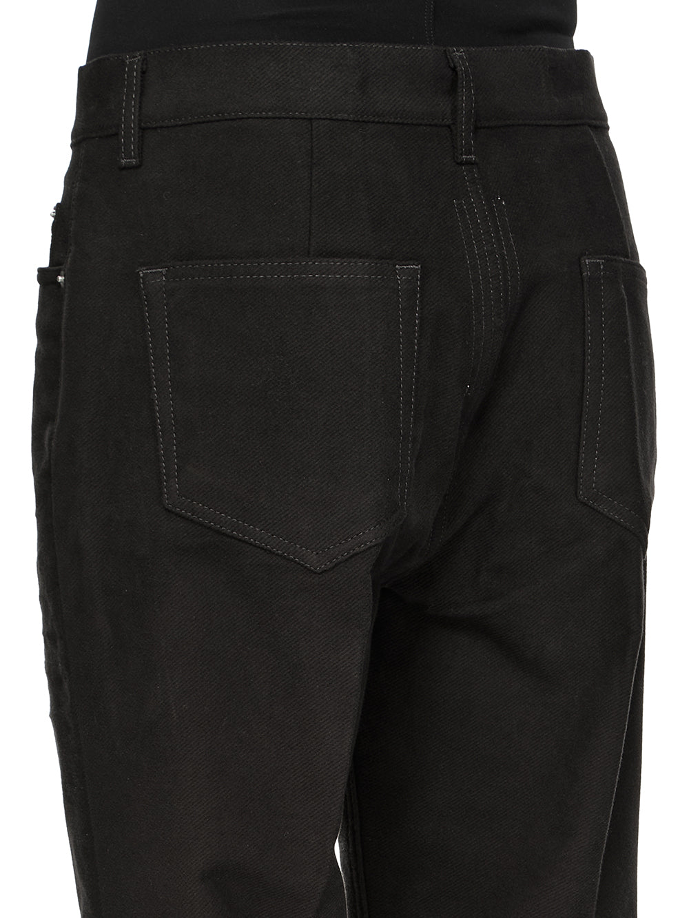 RR02F4303_TB_09 | BOLAN CUTOFFS