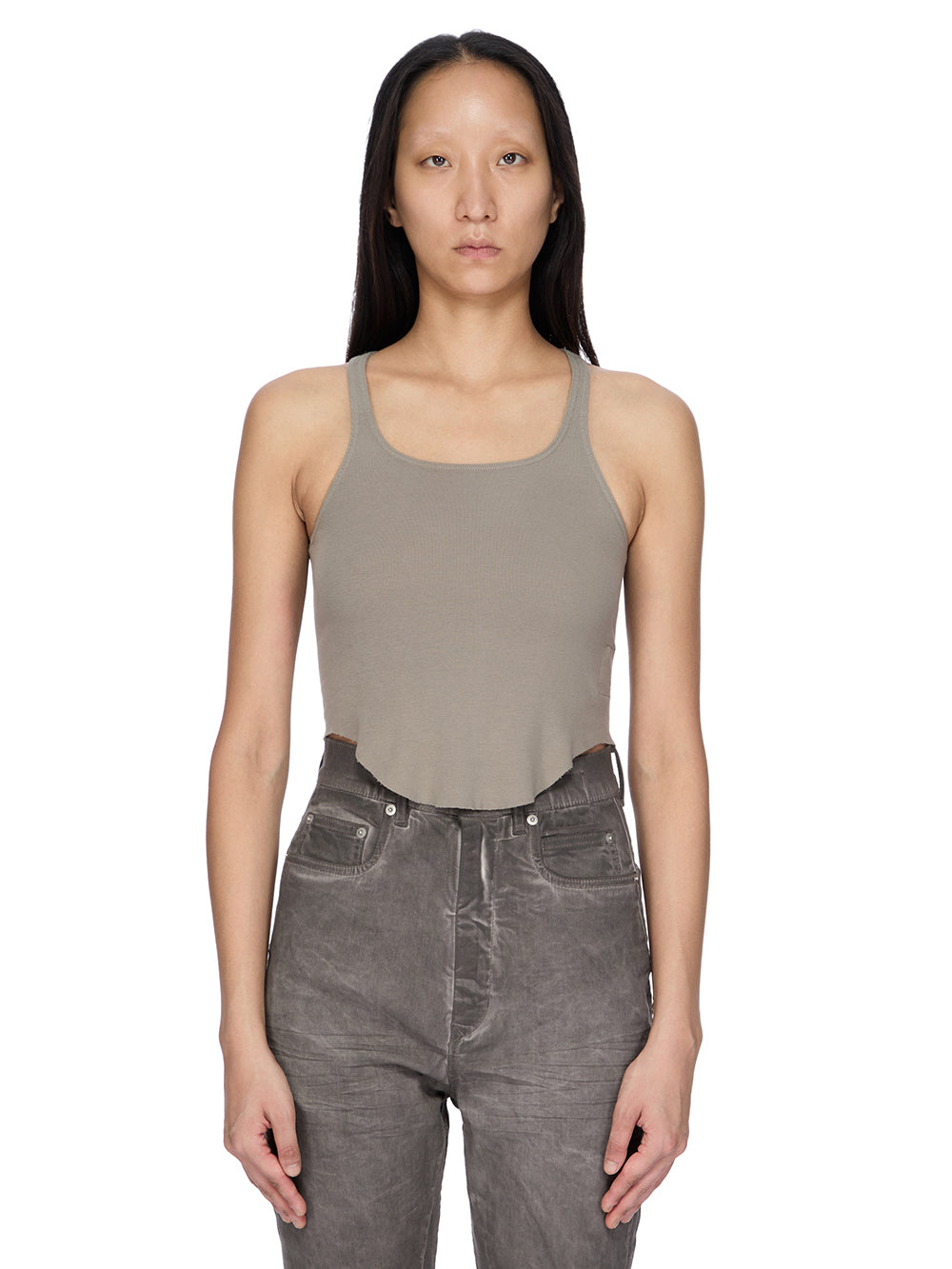 DS02F6100_RN_59 | BASIC TANK CROPPED