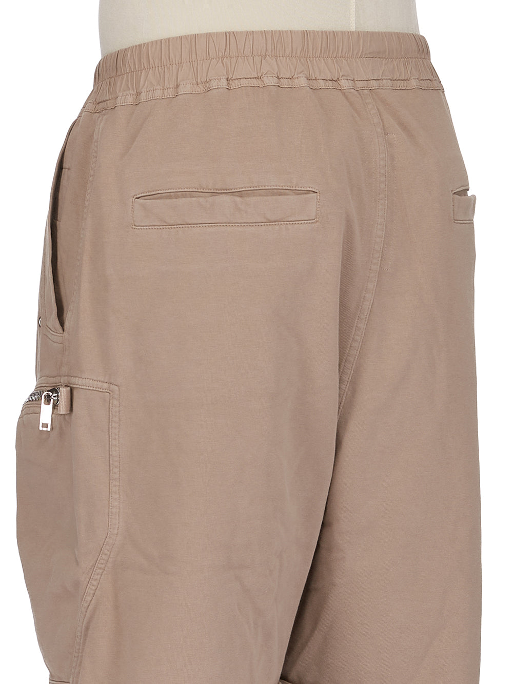 m_803615_DU01F4389_RIG_64_05