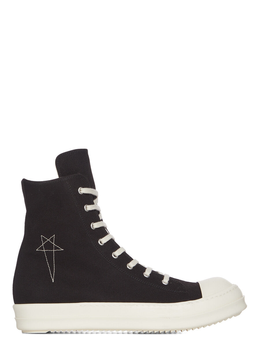 DU01F4800_DOEM8_9811 | SNEAKS