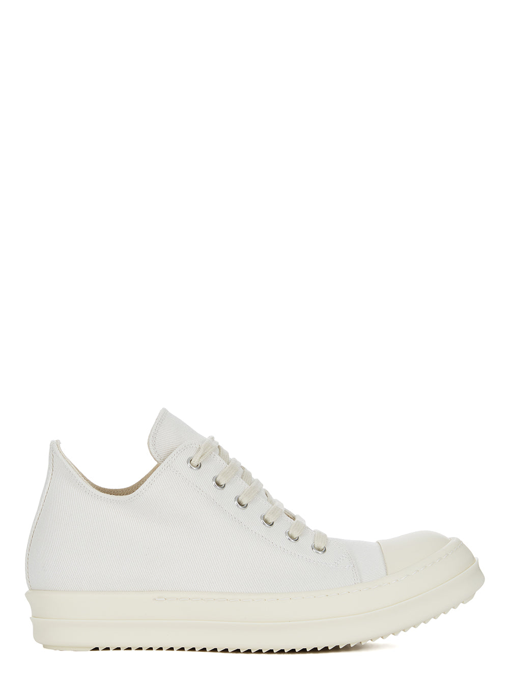 m_830930_DS01F4802_DO_4111_01