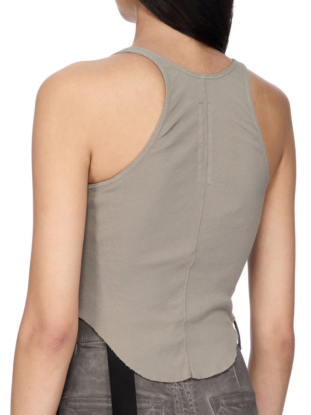 DS02F6100_RN_59 | BASIC TANK CROPPED