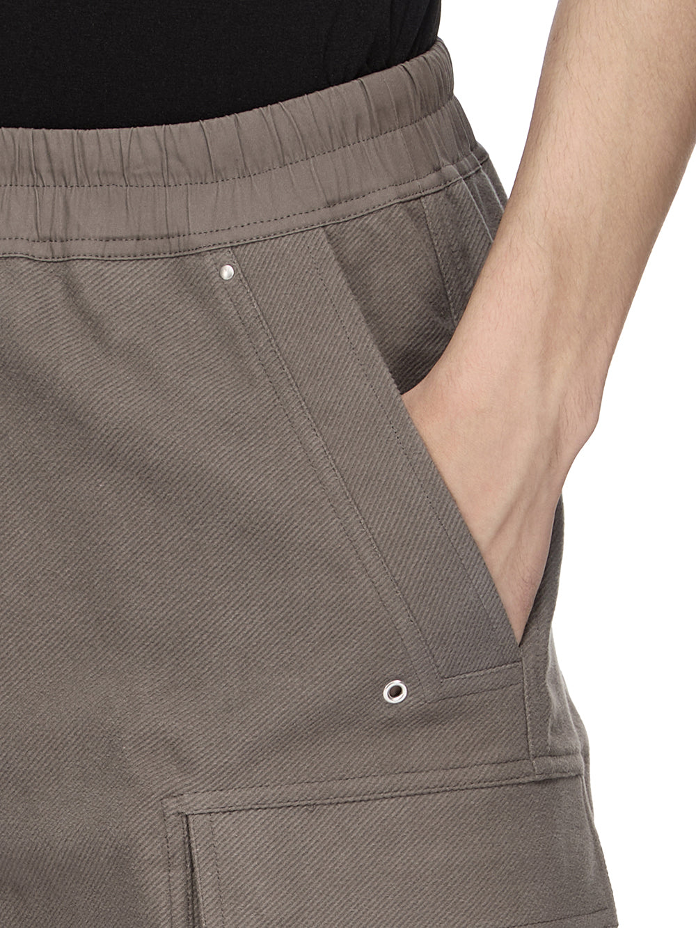 RU02F4360_TB_34 | CARGOBELA SHORTS