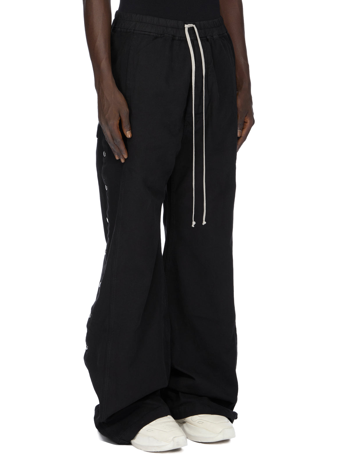 DU02F6393_CVS_09 | WIDE PUSHER PANTS