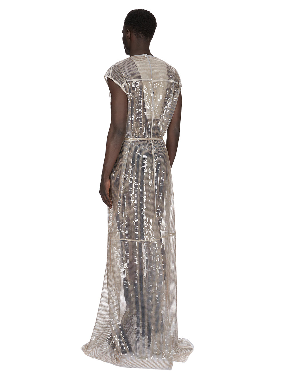 m_988468_RR01F2506_TULM15_46138_03