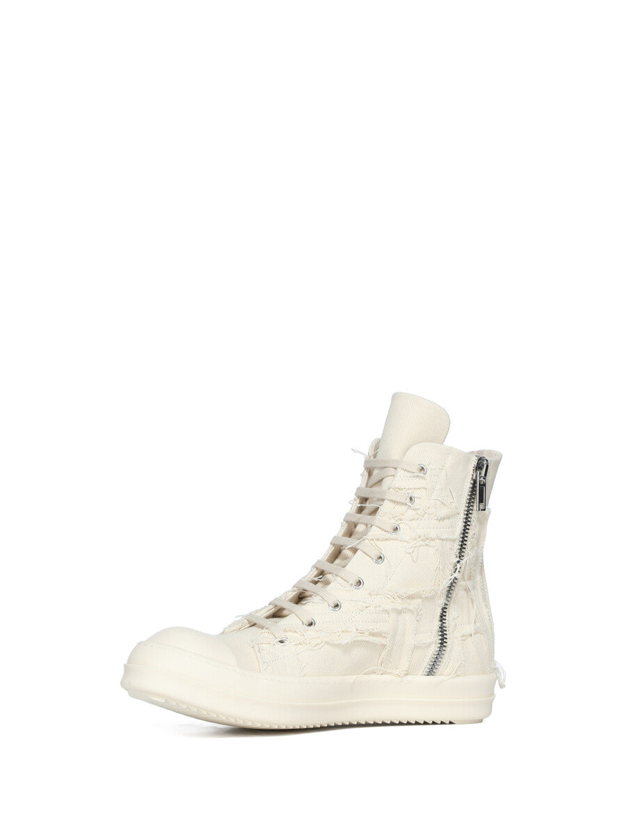 DU01F4800_SLASH_1111 | SNEAKS