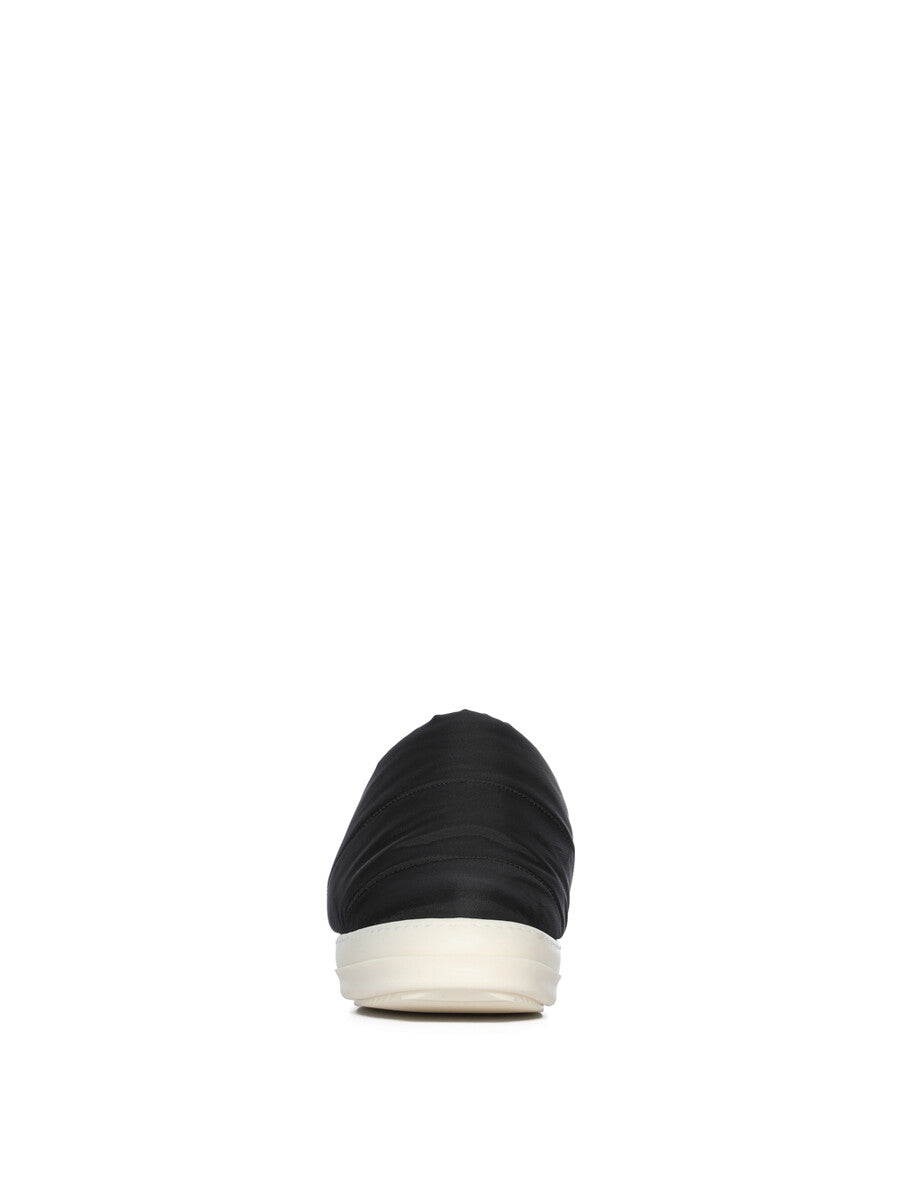 DU02E7827_NCV_91 | PUFFER SLIP ON