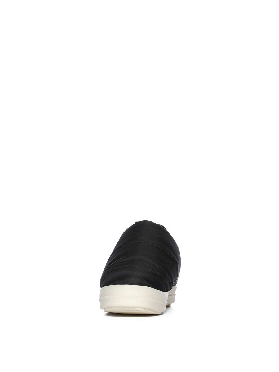 DU02E7827_NCV_91 | PUFFER SLIP ON
