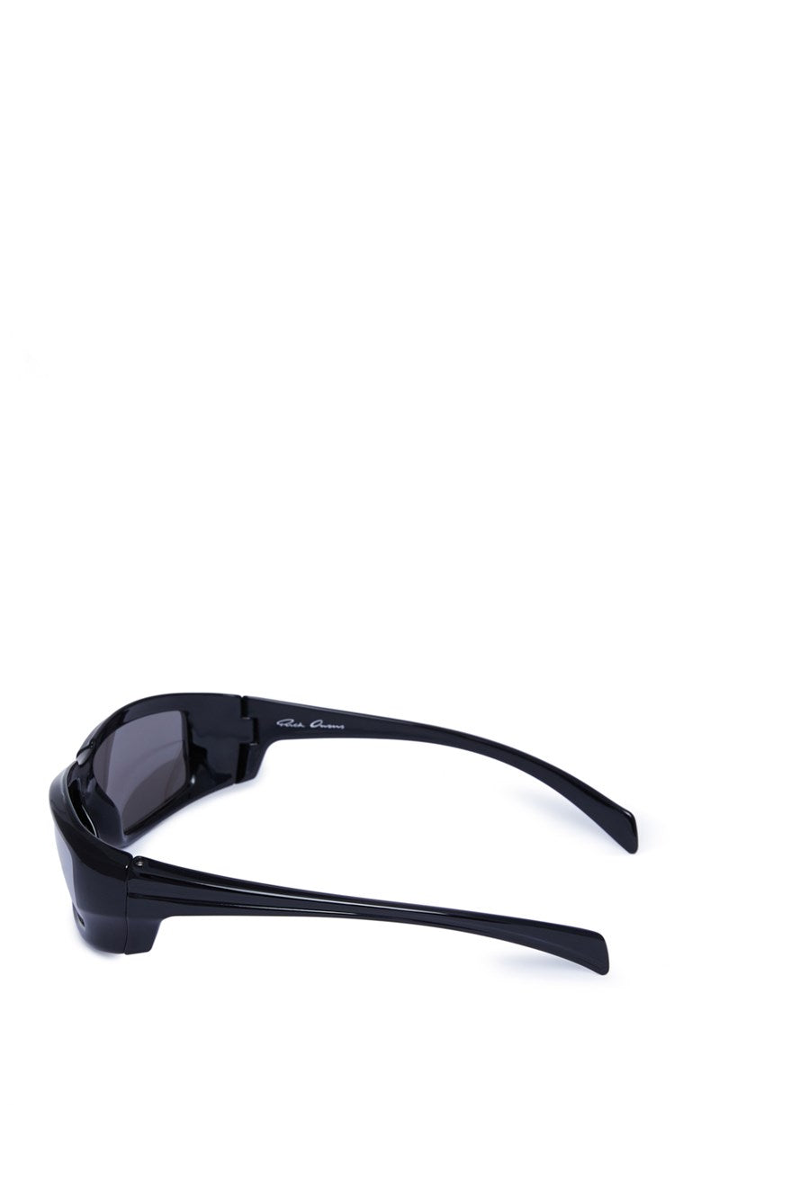 Fashion related image used in ecommerce context featuring designer aesthetic and visual storytelling
