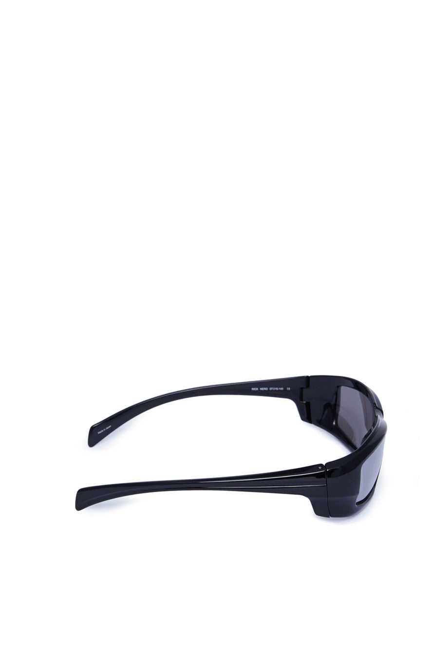 Fashion related image used in ecommerce context featuring designer aesthetic and visual storytelling