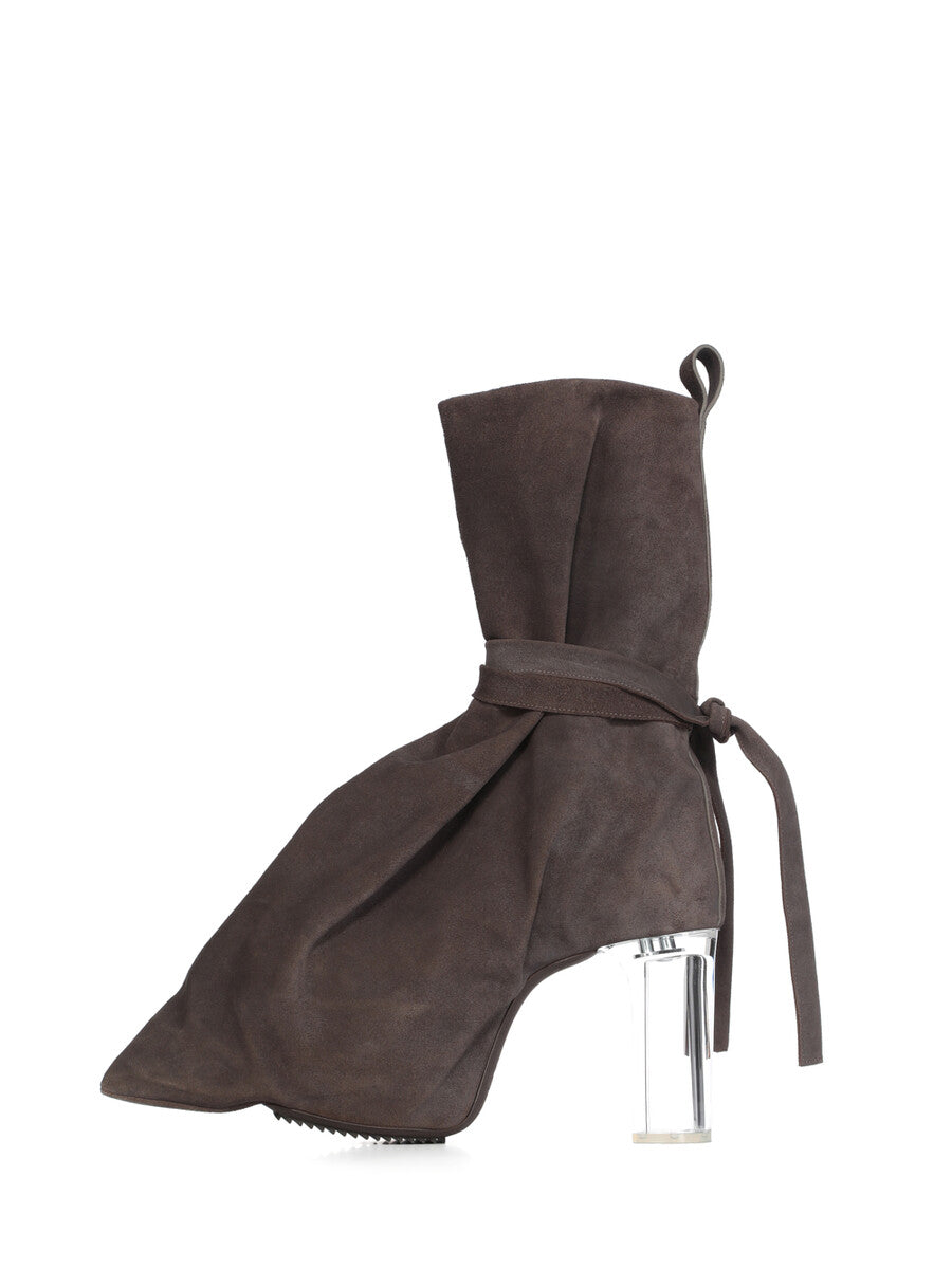 RO02E4841_LOORE0_780 | TIED TACO KISS