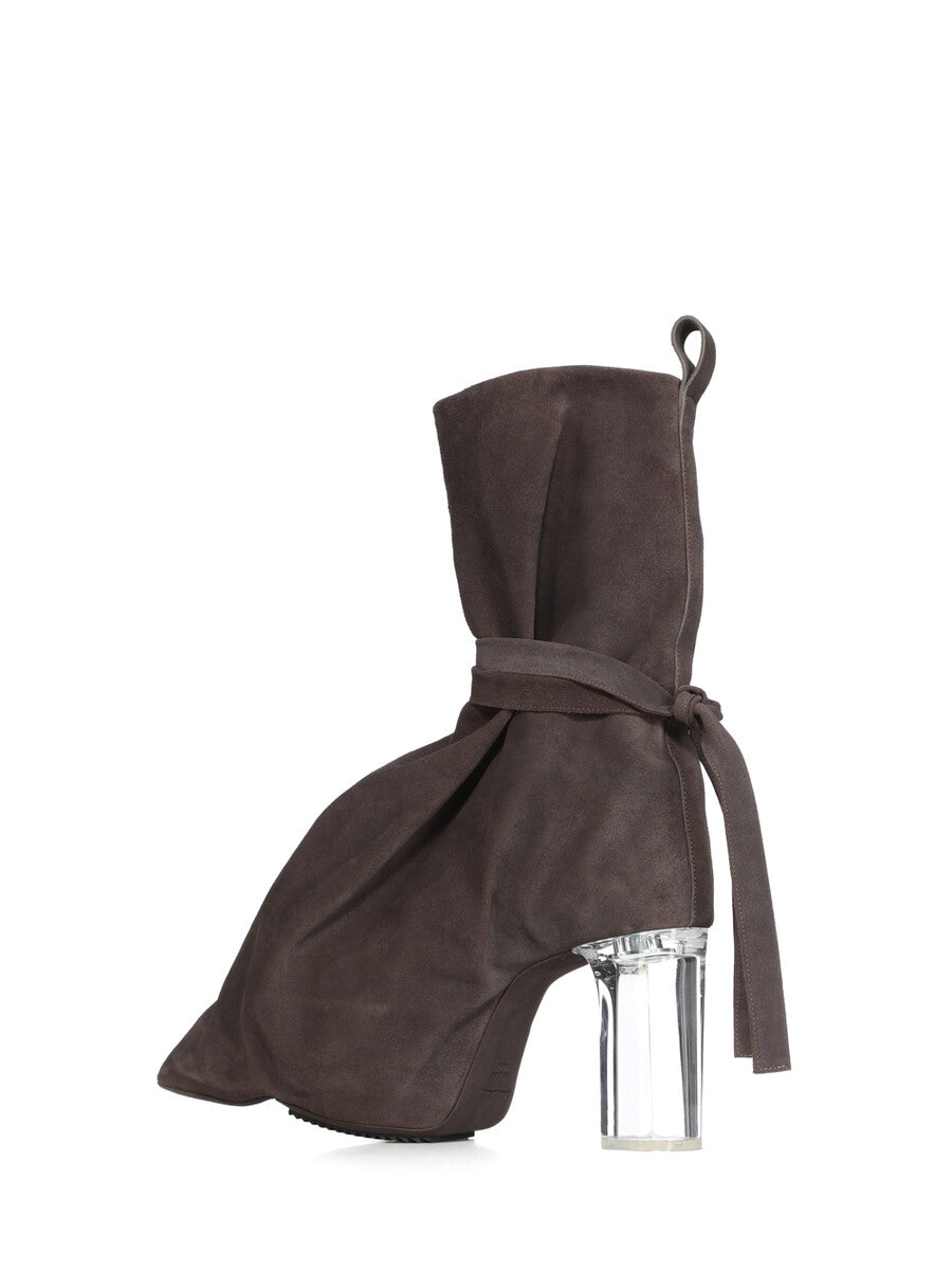 RO02E4841_LOORE0_780 | TIED TACO KISS