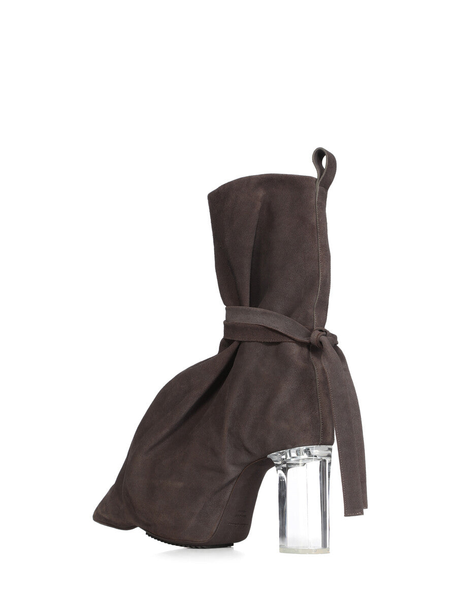 RO02E4841_LOORE0_780 | TIED TACO KISS