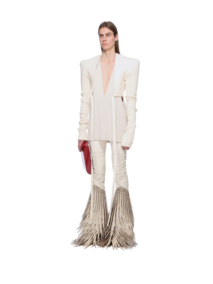 RR02E1683_KWVH_21 | V TANK