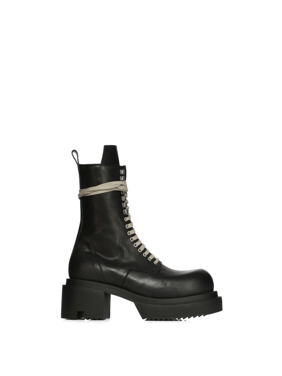 RU02E1839_LOO_09 | LACEUP BOGUN