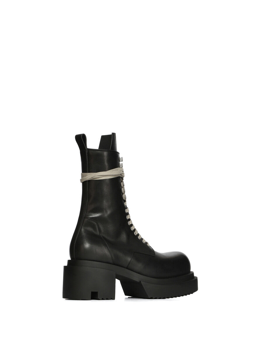 RU02E1839_LOO_09 | LACEUP BOGUN