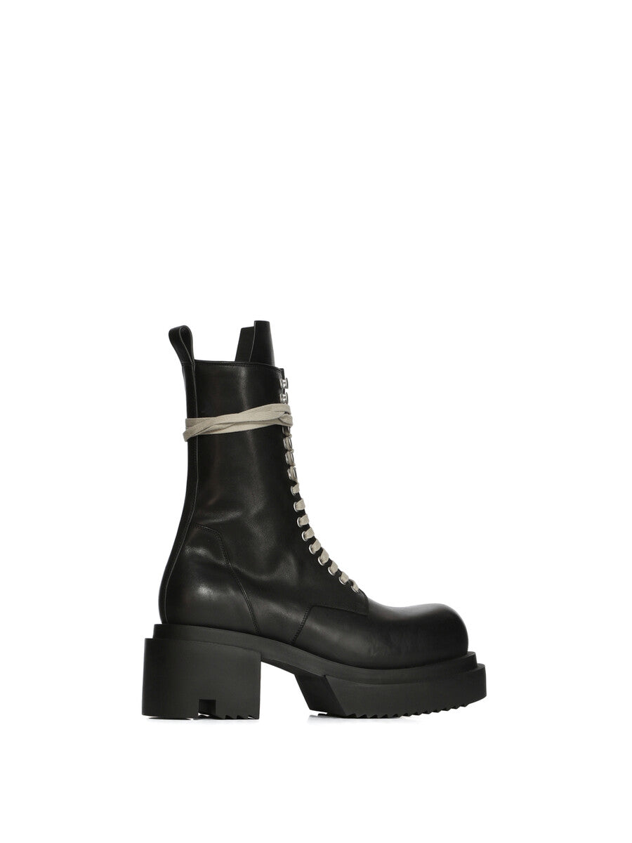 RU02E1839_LOO_09 | LACEUP BOGUN